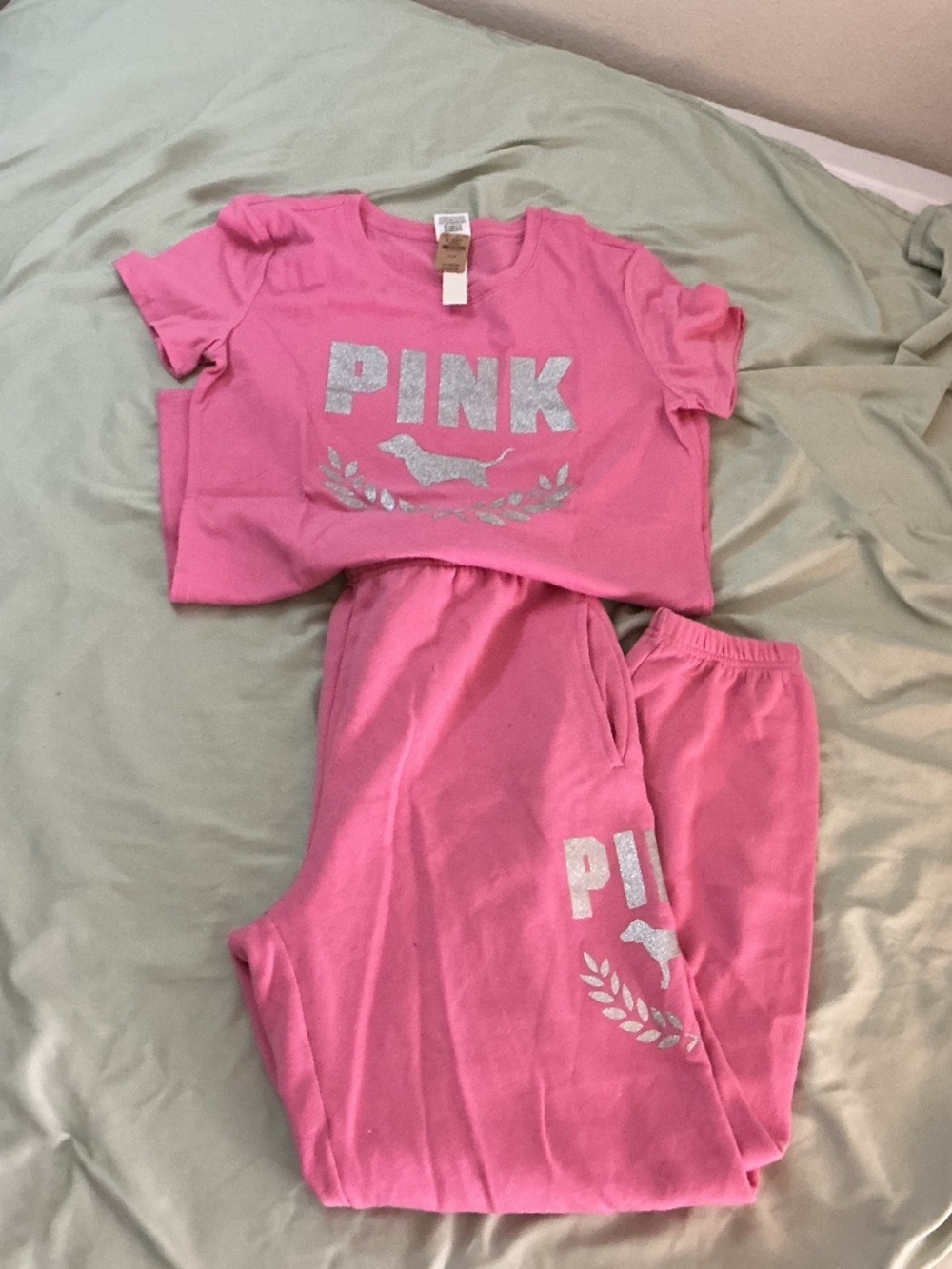 Victoria’s Secret PINK matching T-shirt and sweatpants